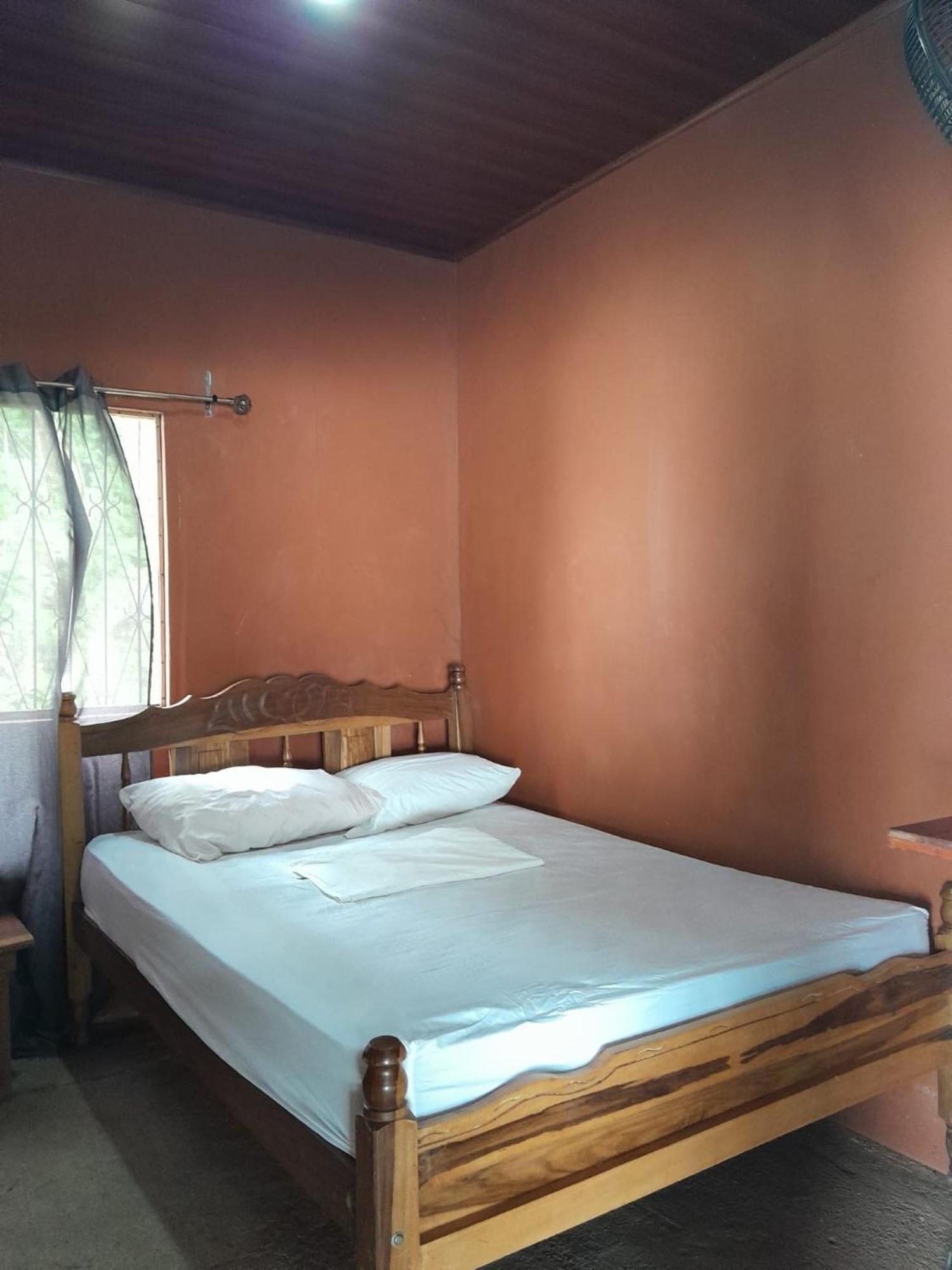 Hostel Los Chocoyos Mérida 외부 사진